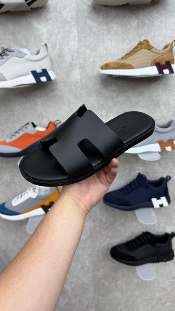 Hermes Slippers Zwart