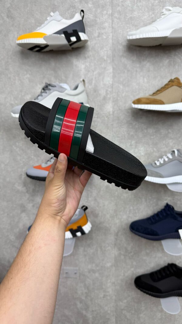 Gucci Slippers Zwart