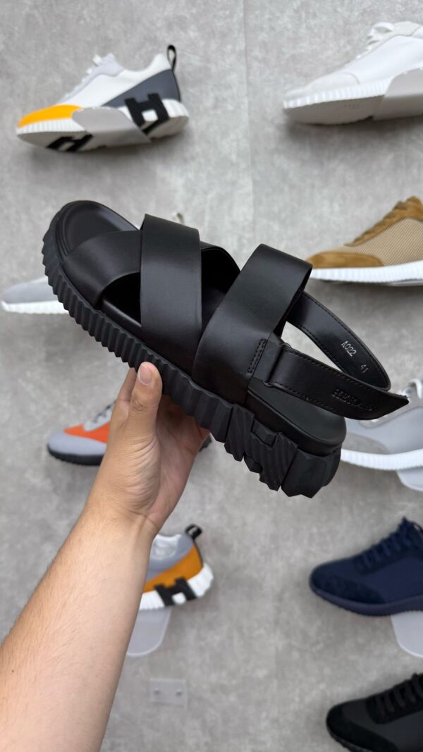 Hermes Sandalen Zwart Leer Band
