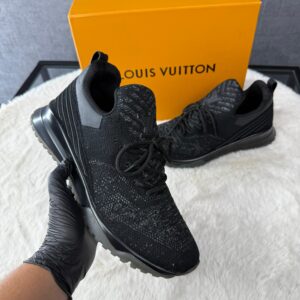 Louis Vuitton Runners Sneakers Black