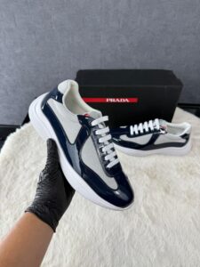 Prada Cups Dark Blue Glans