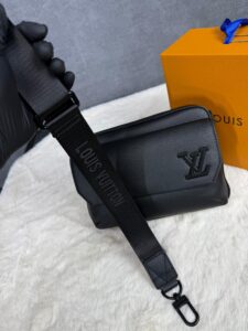 Louis Vuitton Fastline Messenger Bag High Quality - Afbeelding 3