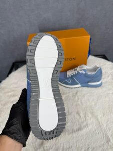Louis Vuitton Trainers Baby Blue - Afbeelding 5