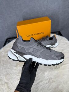 Louis Vuitton Tatic Grijs Sneakers - Afbeelding 2