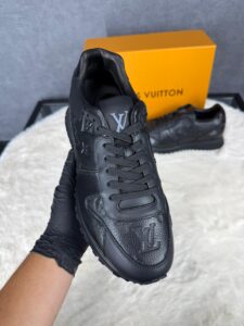 Louis Vuitton Black on Black Sneakers Monogram - Afbeelding 4