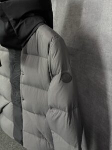 Moncler Madera Grijs High Quality - Afbeelding 3