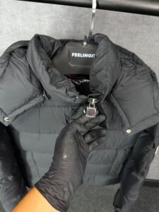 Moncler Vezere Hooded Down Jacket Black + NFC (High Quality) - Afbeelding 3