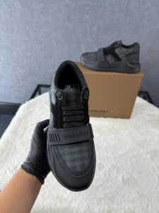 Burberry Black Sneakers - Afbeelding 6