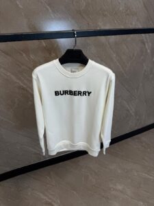 Burberry Sweater Wit