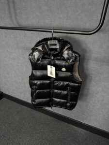Moncler Maya Classic Hooded Bodywarmer High Quality + NFC