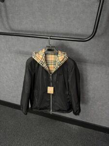 Burberry Reversible Windbreaker Black High Quality