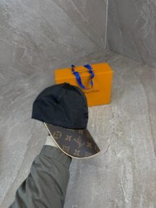 Louis Vuitton LV Get Ready Cap Glimmende Black