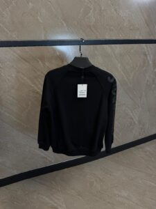 Jacquemus Sweater Black, Arm Letters - Afbeelding 2