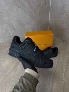 Louis Vuitton Trainer Sneaker Black on Black Monogram - Afbeelding 4