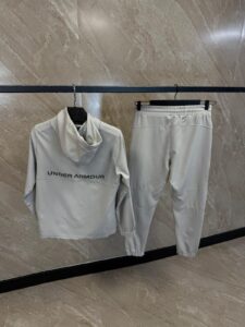 Under Armour Licht Grijs Trainingspak - Afbeelding 2