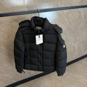Moncler Vezere Zwart + NFC