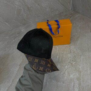 Louis Vuitton LV Get Ready Cap Mat Black