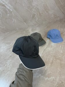 Loro Piana Pet Zwart